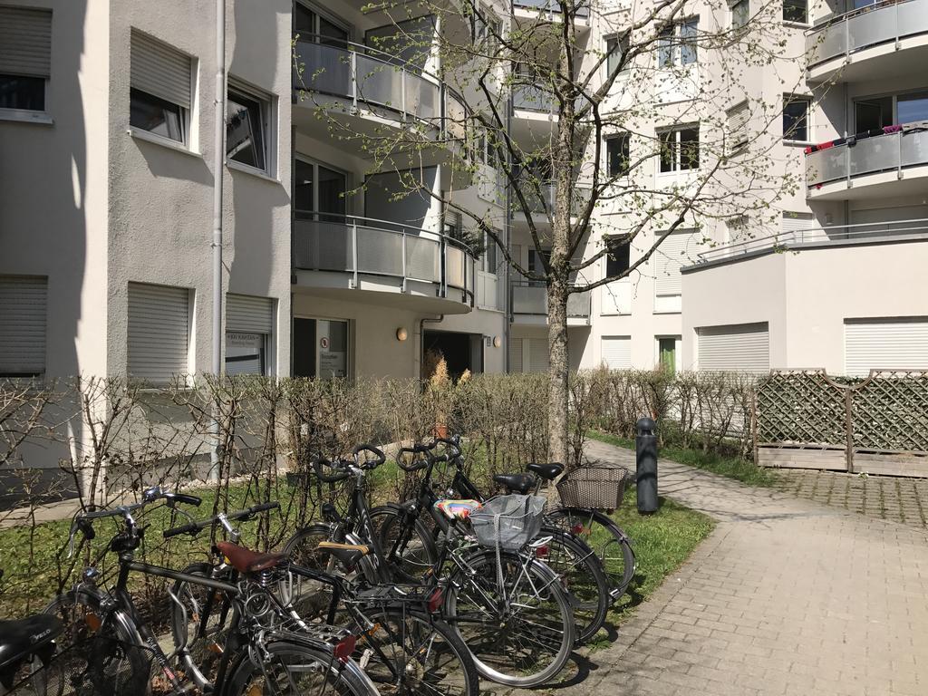Kn Kahtan Boarding House Apartment München Exterior foto