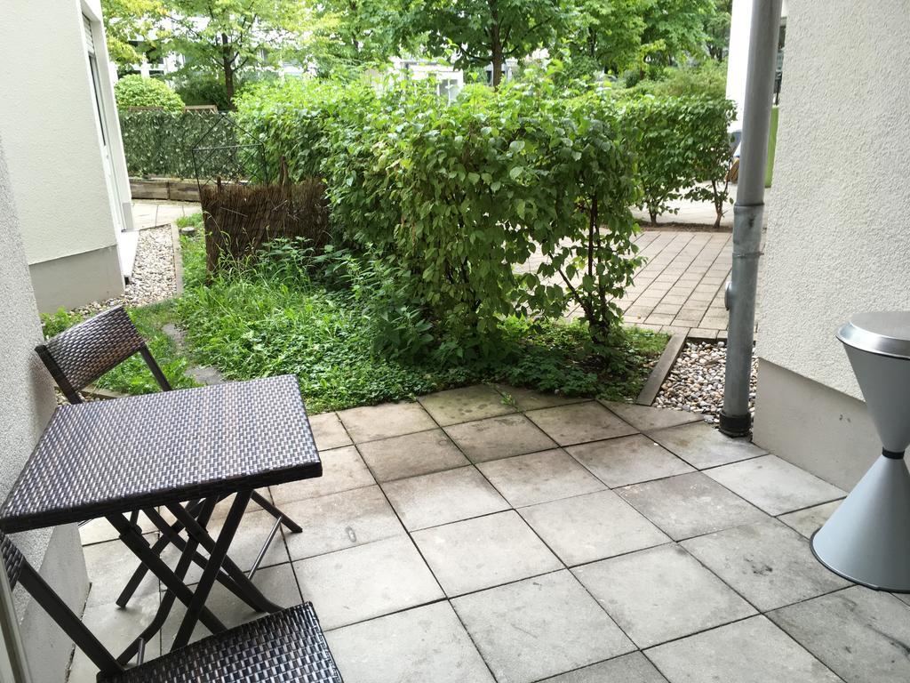 Kn Kahtan Boarding House Apartment München Exterior foto