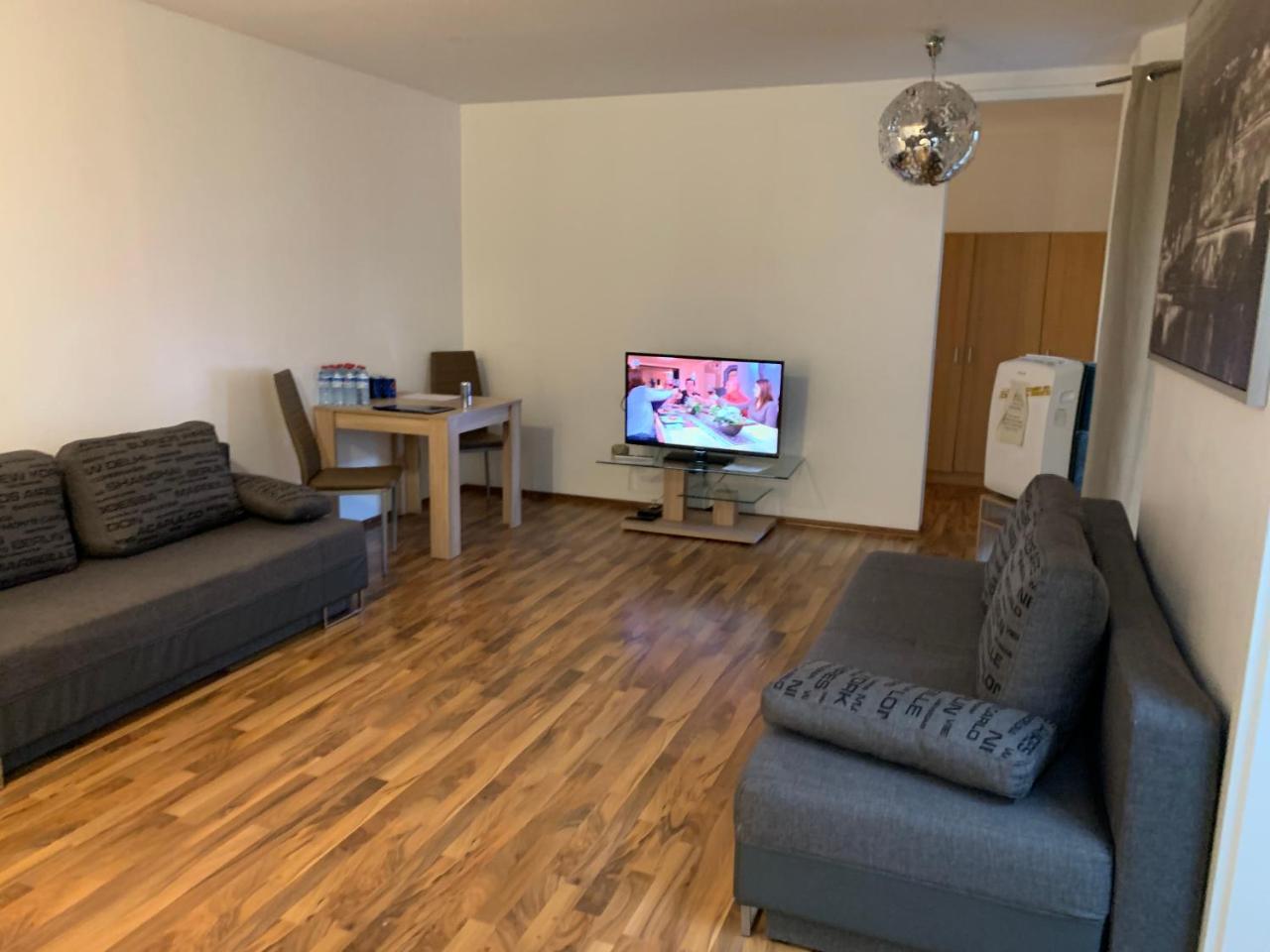Kn Kahtan Boarding House Apartment München Exterior foto