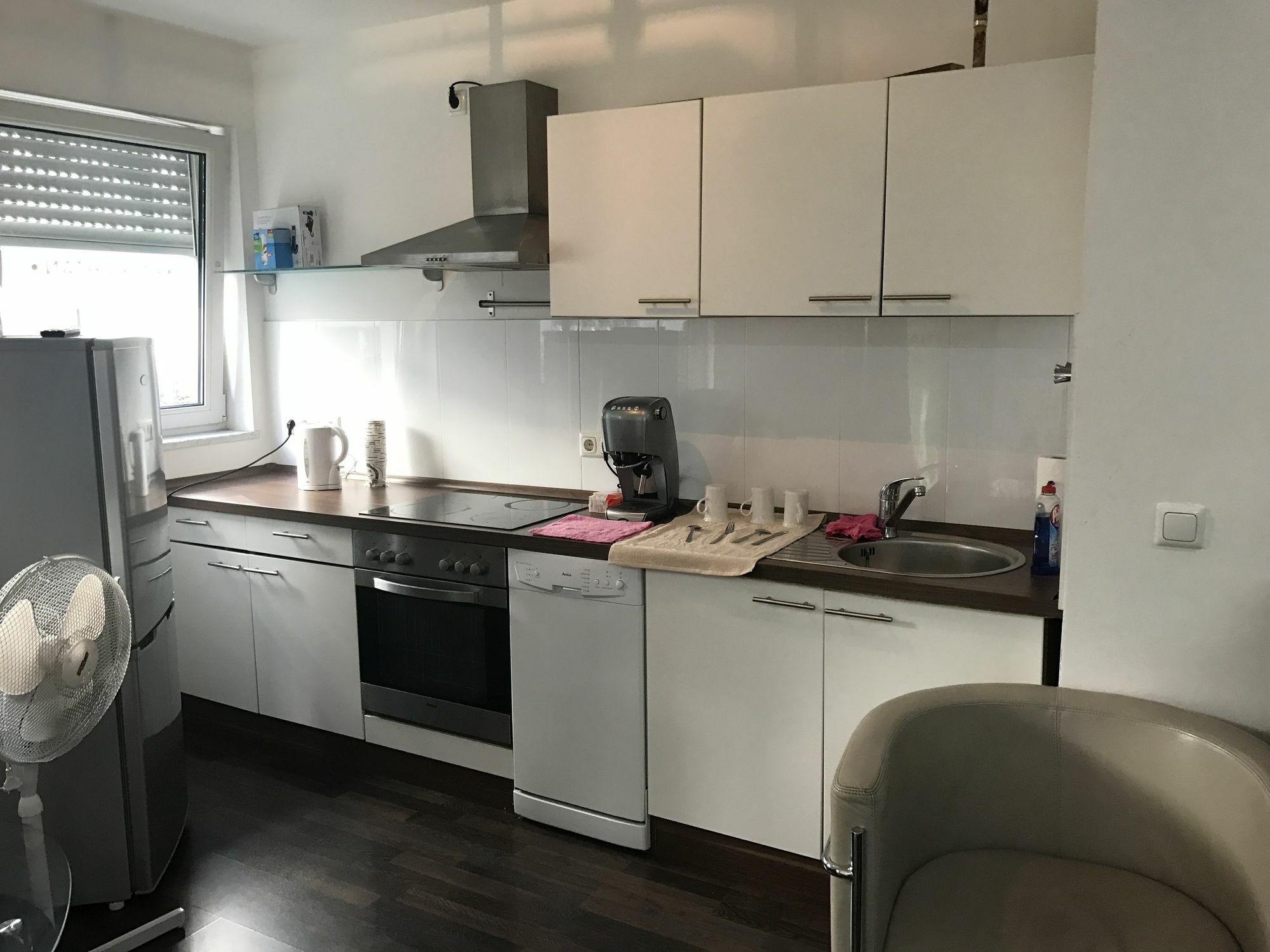 Kn Kahtan Boarding House Apartment München Exterior foto